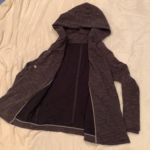 Lululemon Jacket - Picture 2 of 4